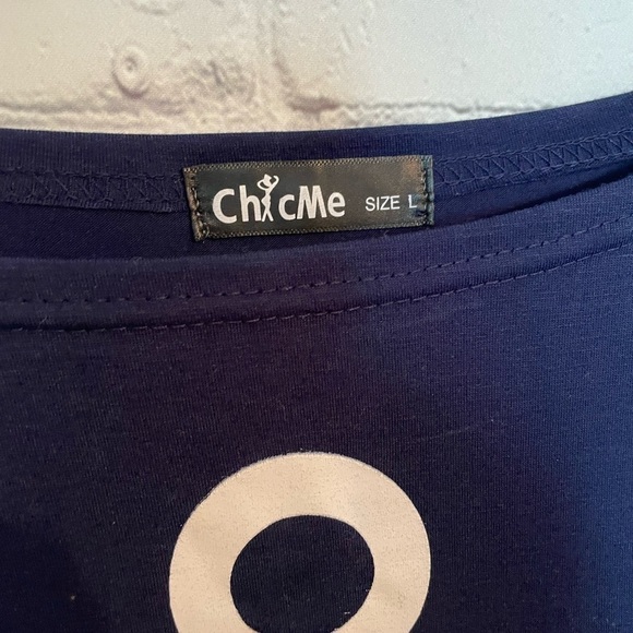 Navy Blue and White Anchor Beach Nautical Shirt Size: Large - Picture 7 of 8